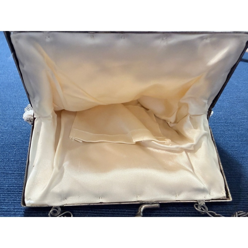 Vintage Beaded Shell Clutch Small White Silver Evening Bag Art Deco Mermaidcore - Picture 8 of 8